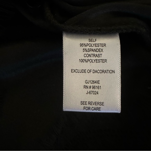 Black Velvet and Lace High Neck Sleeveless Dark Academia Whimsigoth Blouse, S - Picture 12 of 16